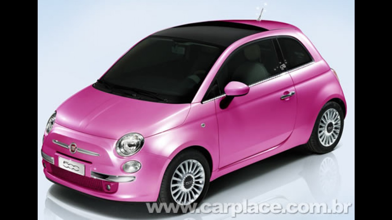 VW New Beetle e Fiat 500 fazem homenagem aos 50 anos da Barbie