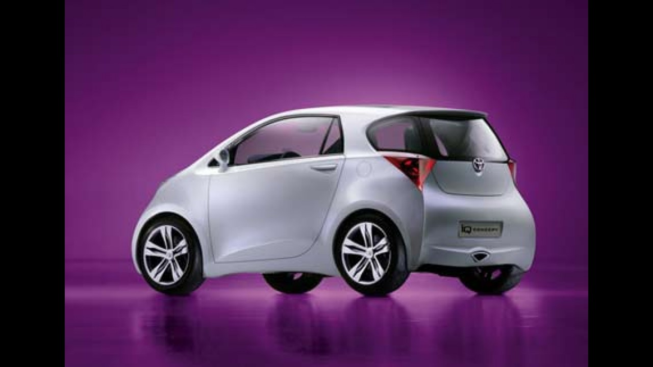 Salão de Frankfut 2007 - Conheça o mini-carro conceito Toyota iQ