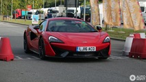 McLaren 570S - Stoffel Vandoorne .2