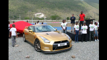 Nissan GT-R color oro per Usain Bolt