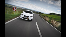 Nuova Lexus IS Hybrid