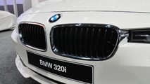2013 BMW 320i live in Detroit 14.1.2013