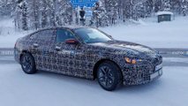 BMW i4 new spy photo (front three-quarters)