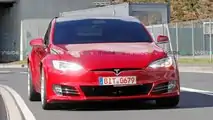 Tesla Model S P100D + Plaid