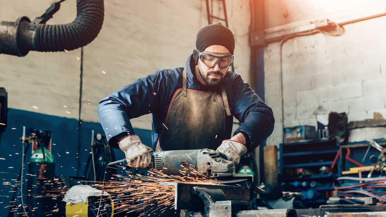 Manual worker in a workshop