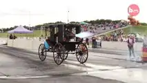Amish-Kutsche mit Düsentriebwerk