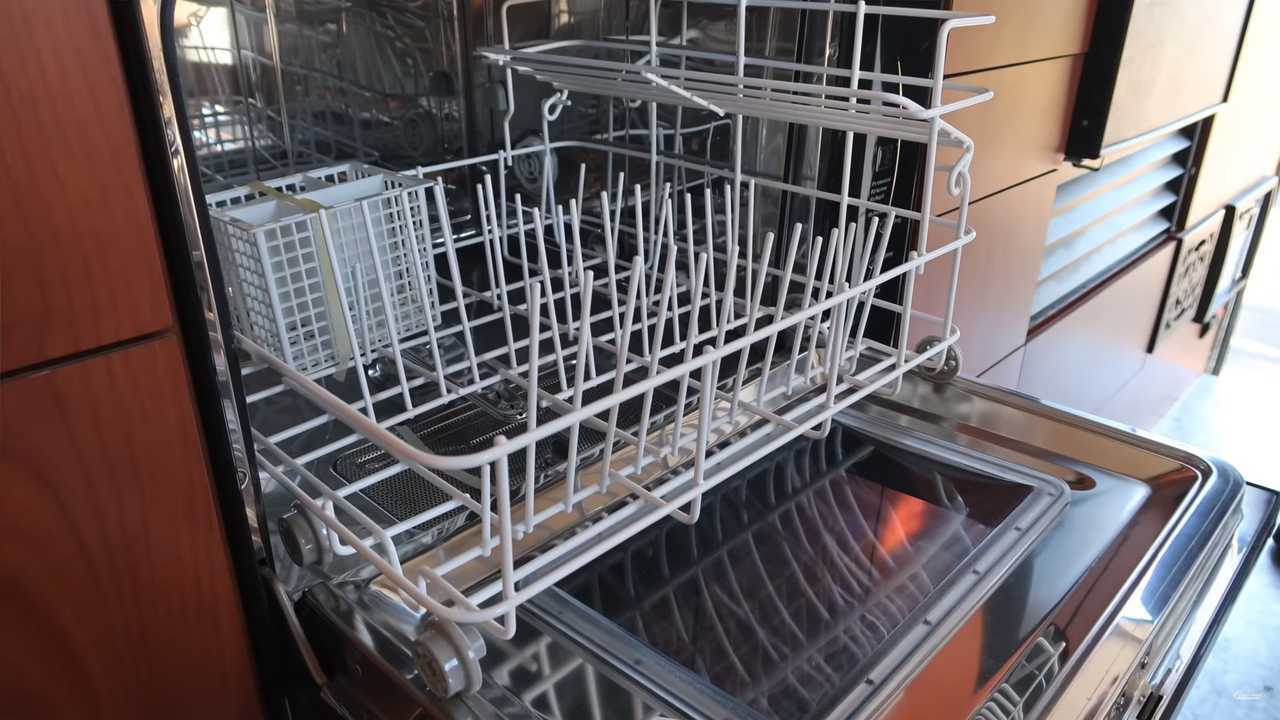 Mercedes-Benz Sprinter camperizada artesanalmente