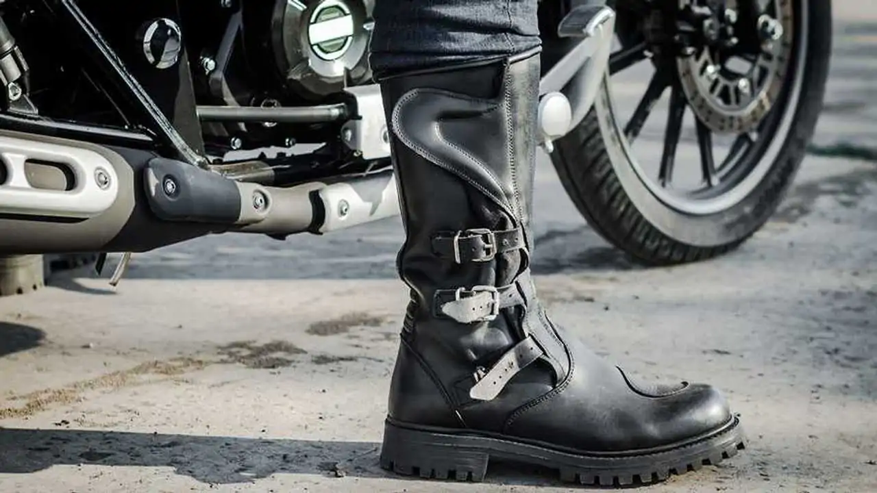 Slip on motorcycle boots Clearance
