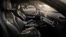 2021 Alfa Romeo Stelvio Ti (interior)