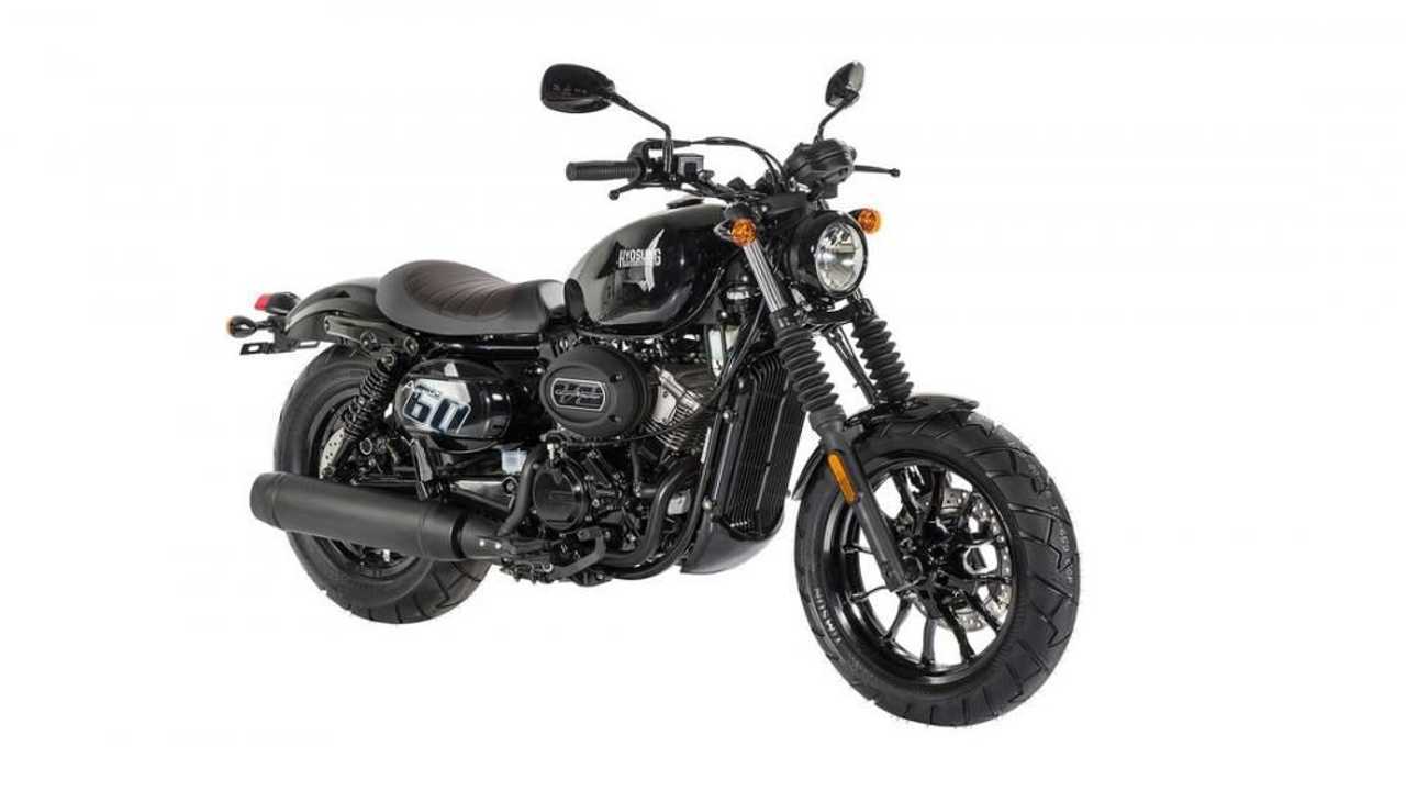 2021 Hyosung Aquila GV125S - Front (Right)