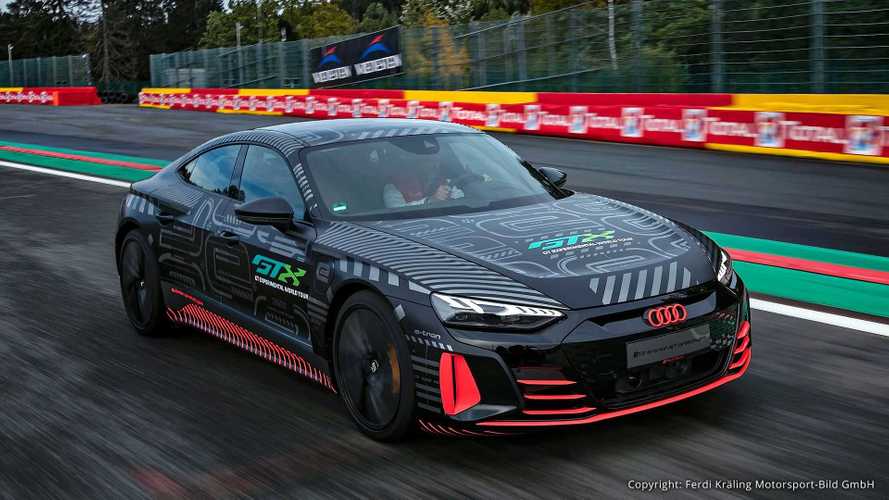 Audi RS e-tron GT Prototyp (2020) auf neuen offiziellen Bildern