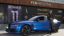 Barcelona players receive new Audi cars