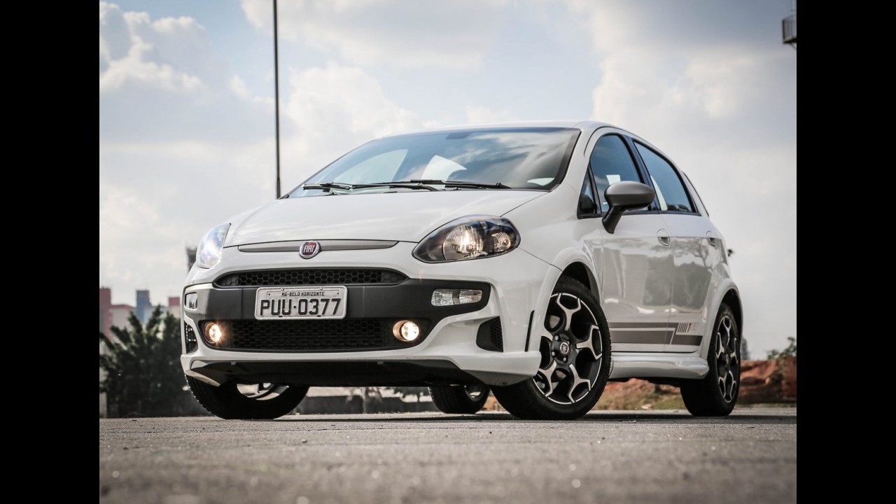 Hatches compactos (mais vendidos): Fiat 500 dispara e Punto segue em baixa