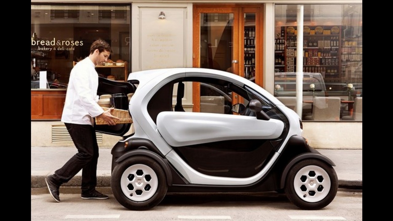 Renault Twizy pode ser guiado por adolescentes de 14 anos na França