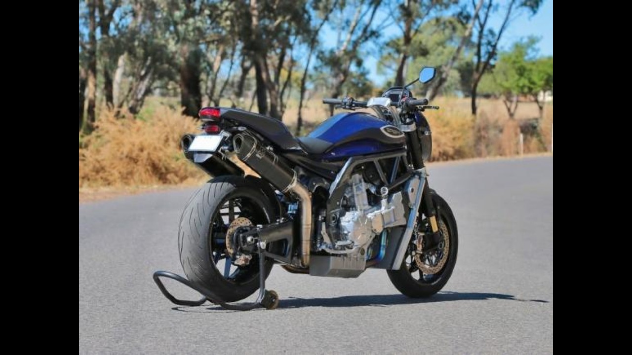 Insana: naked PGM V8 é a moto de produção mais potente do mundo!