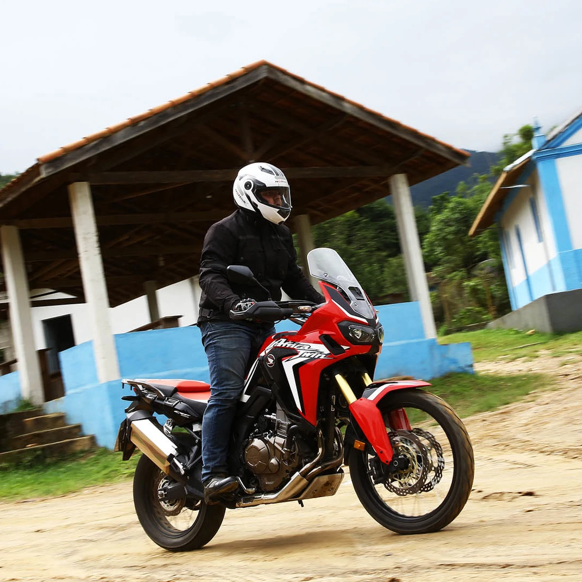 honda-africa-twin-avaliaco-br.webp