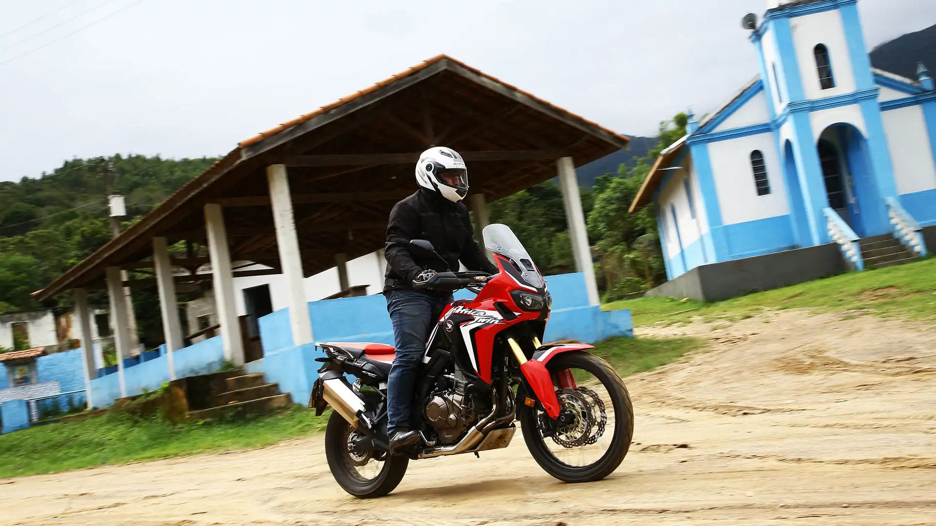 Avaliação Honda CRF1000L Africa Twin - Camelo de aço