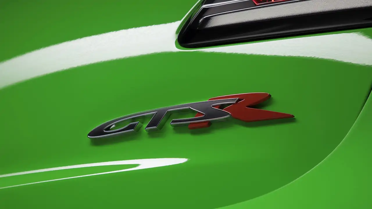 Holden S Monster Sedan Has More Power Than A Mercedes Amg E63 S