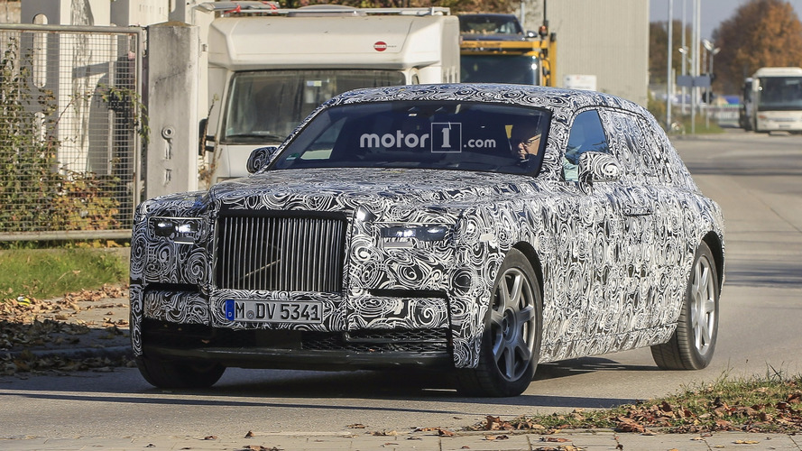 2018 Rolls-Royce Phantom spy photo