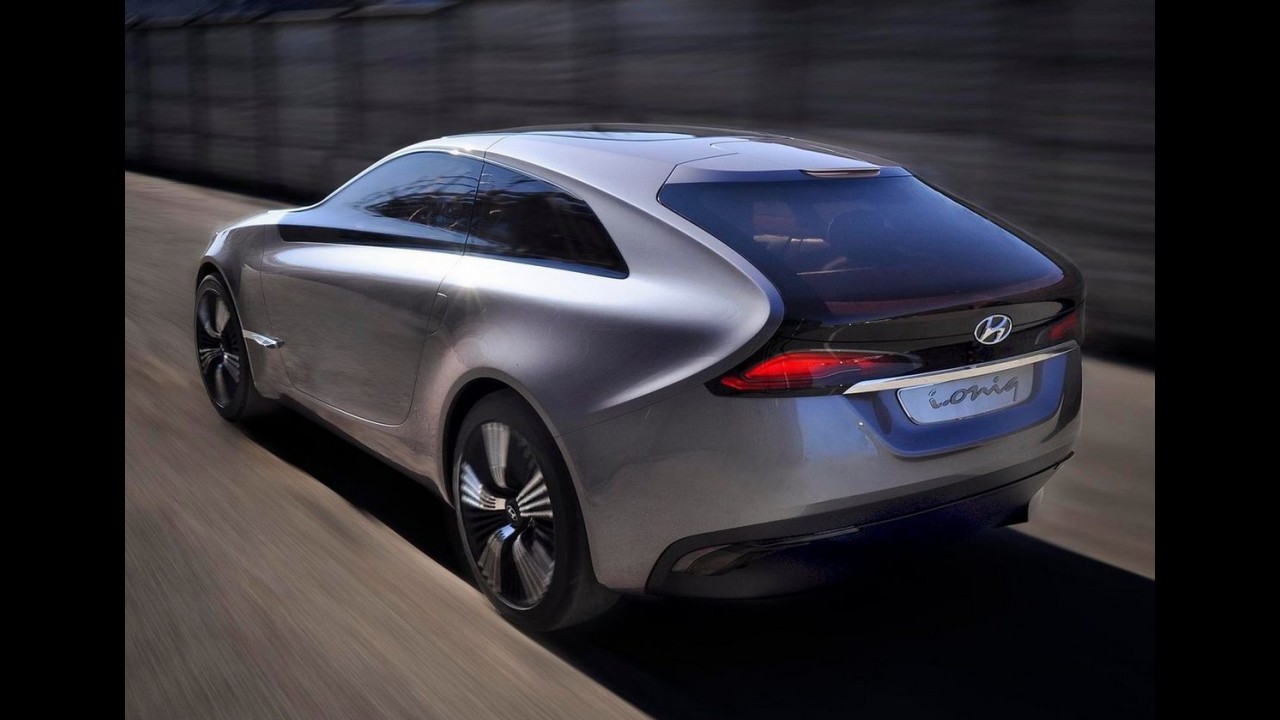 Hyundai Ioniq é o nome do rival do Toyota Prius que chega em 2016