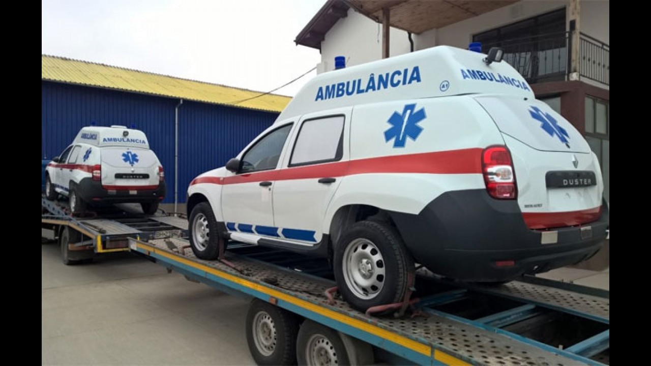 Este é um Duster esticado em inédita versão ambulância