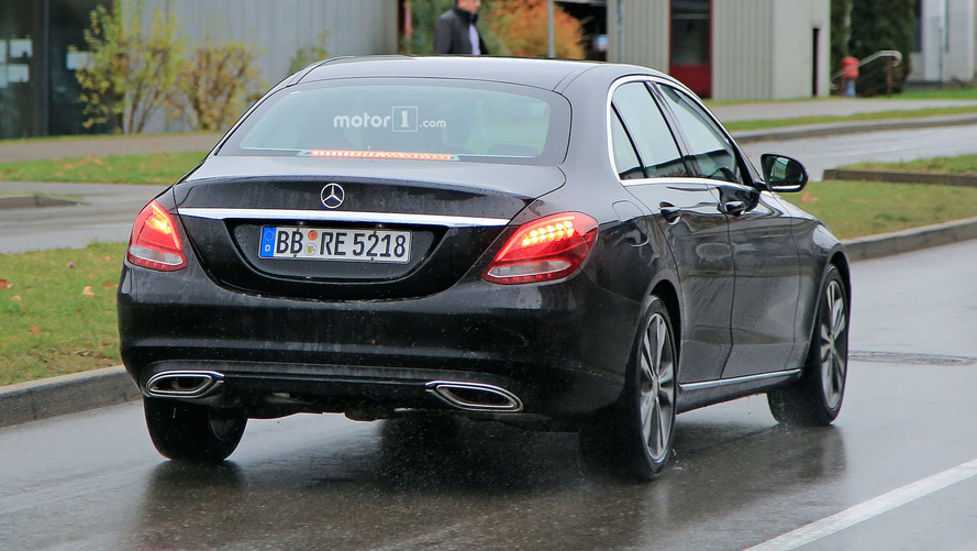2018 Mercedes-Benz C-Class Spy Shots