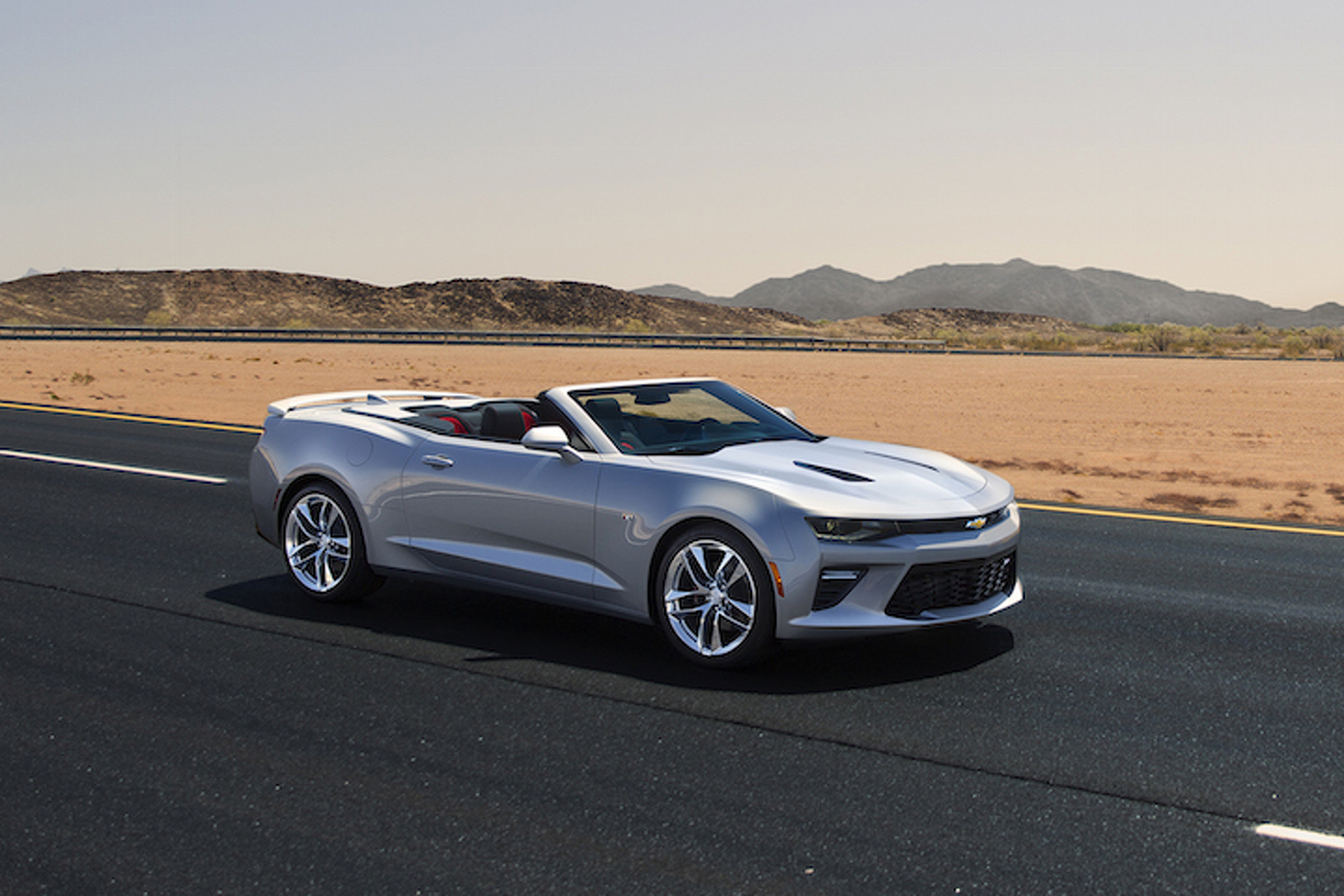 Camaro Driver Cited for Doing 171 MPH in Minnesota