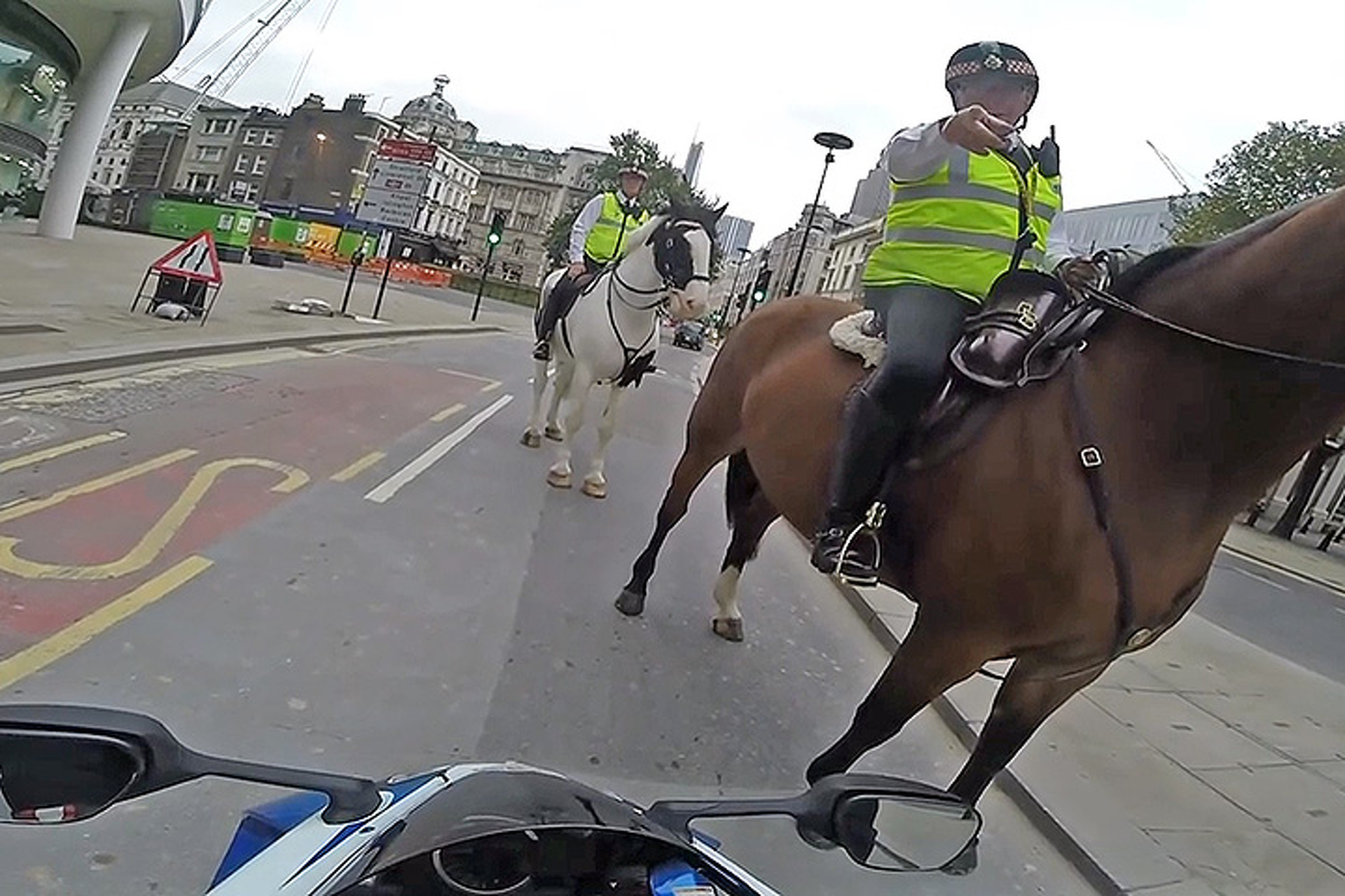 Watch this Cop on a Horse Nab a Show Off Motorcyclist