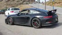 Makyajlı Porsche 911 GT3 casus fotoğrafları
