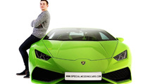 Lamborghini Huracan performs taxi duties in U.K.