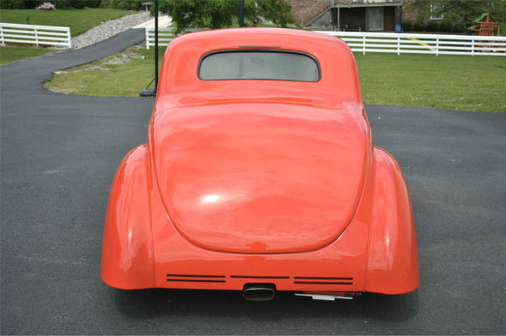 eBay Car of the Week: 1939 Ford Custom Coupe