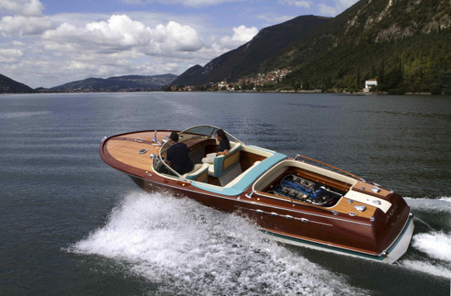 Twin-V12-Powered Speedboat Owned by Ferruccio Lamborghini Completely Restored