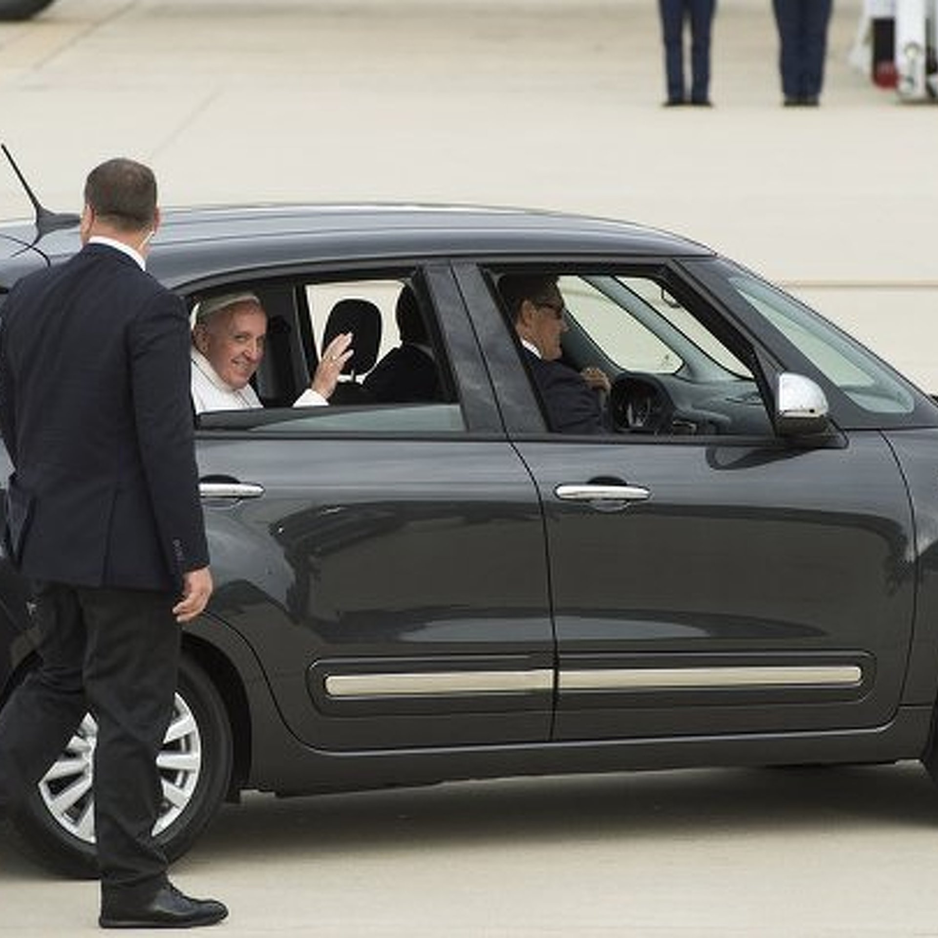 Pope Francis Touring the United States in Jeep, Fiat Vehicles