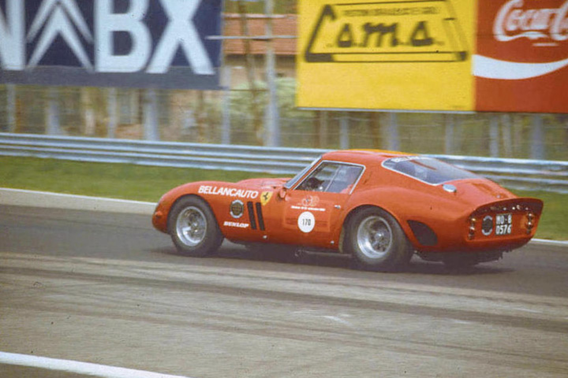 1962 Ferrari 250 GTO Sells for a Record-Setting $38 Million