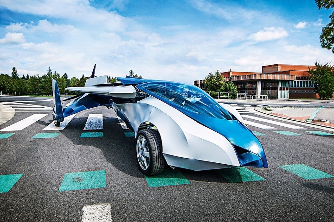 Aeromobil Flying Car Will Take to the Skies in 2016
