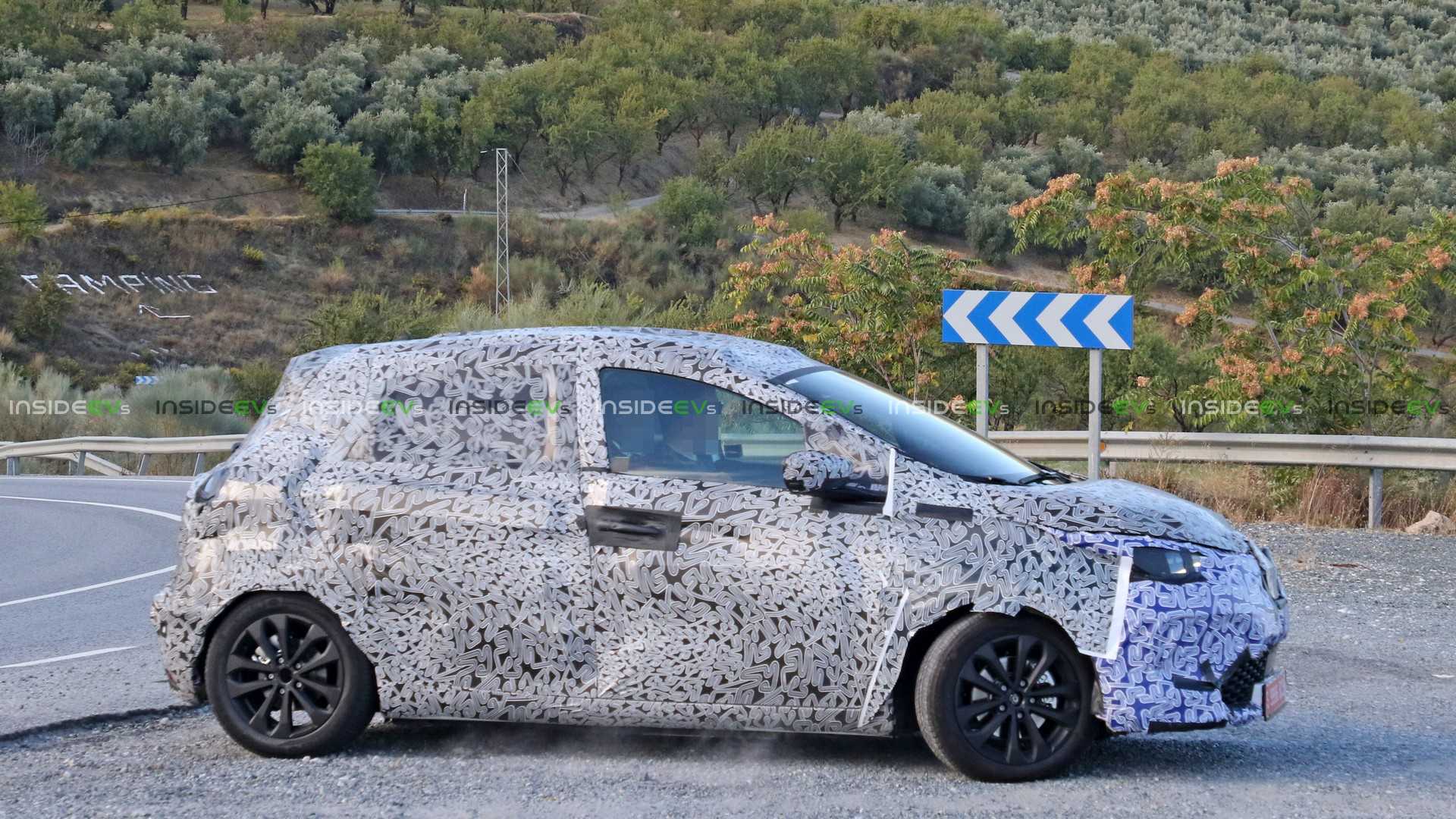 New Renault Zoe To Get 250 Miles Of Electric Range