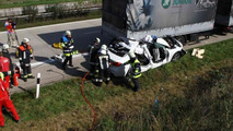 BMW 3-Series Hybrid prototype crash