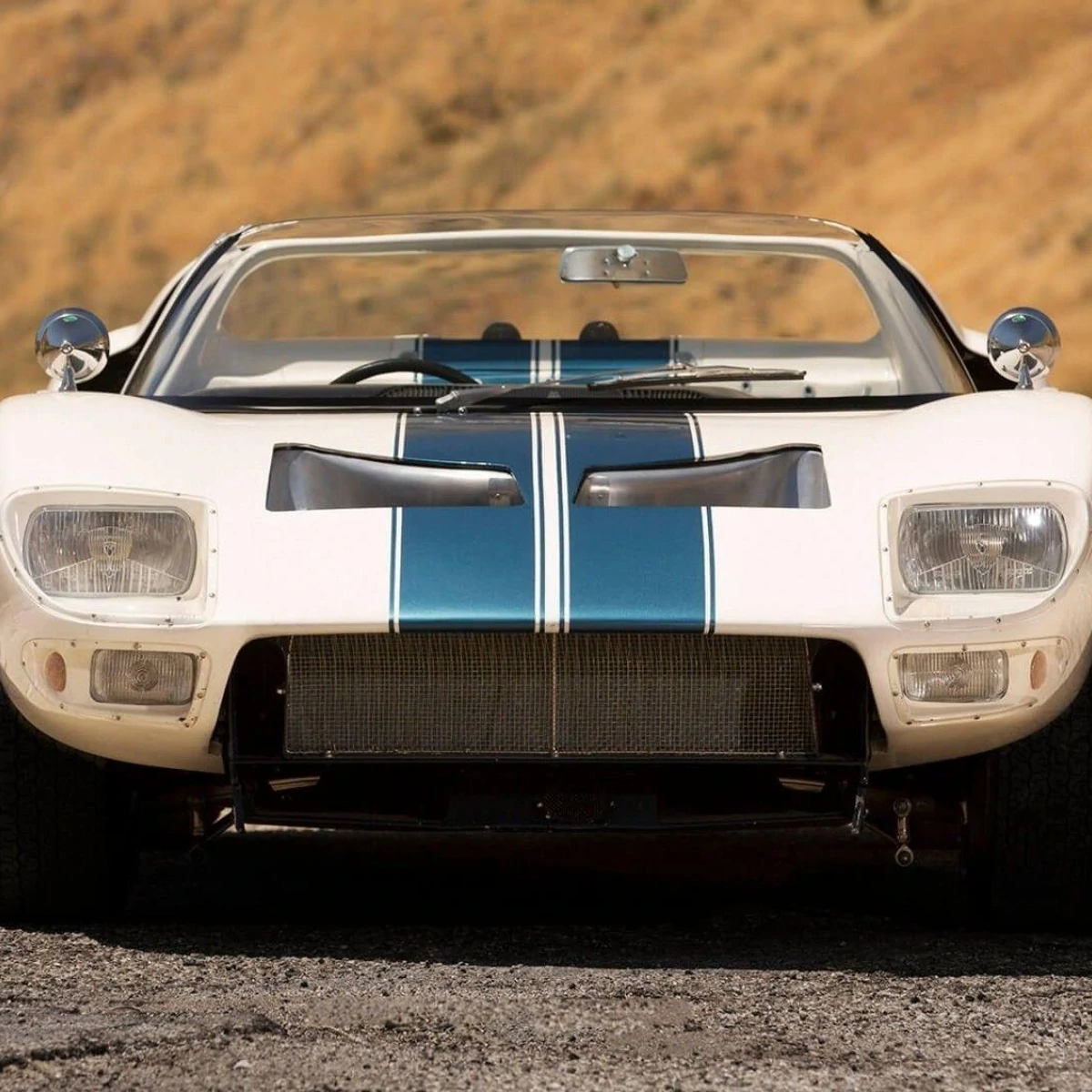 1965-ford-gt40-roadster-