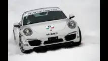 Porsche 911 alla Porsche Sport Driving School Ice 2012