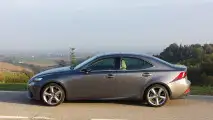 Lexus IS Hybrid Luxury, test di consumo reale Roma-Forlì