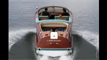Restauriertes Lambo-Boot