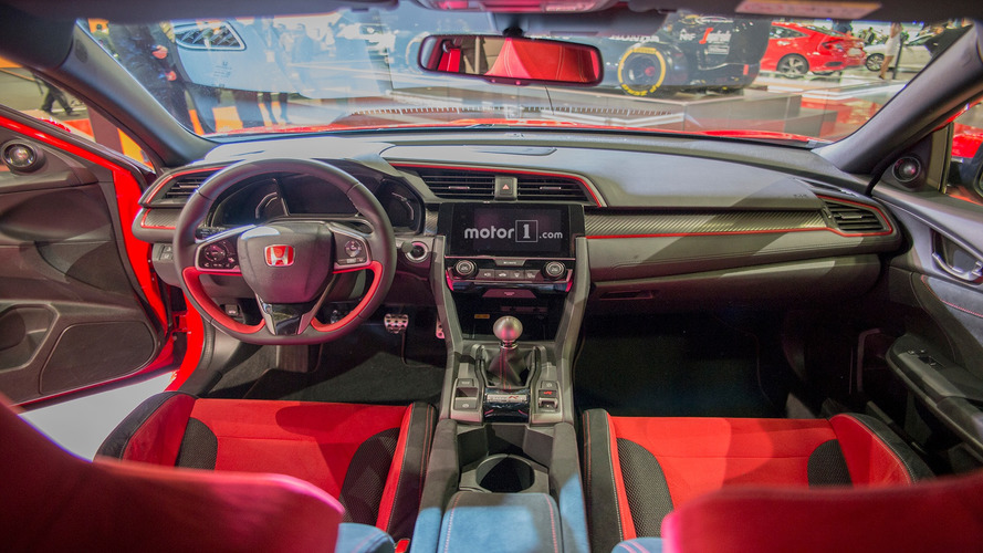 Honda Civic Type R - 2017 İstanbul Autoshow