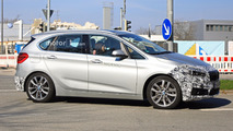 2018 BMW 2 Series Active Tourer facelift spy photo
