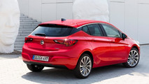 ¿Cómo es el Opel Astra 2017 que cuesta 13.990 euros?