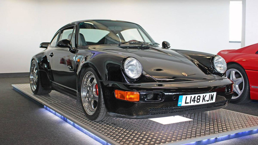 1993 Porsche 911 Turbo S Leichtbau yeni sahibine kavuştu