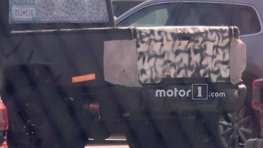 Jeep Scrambler Pickup Spy Shots