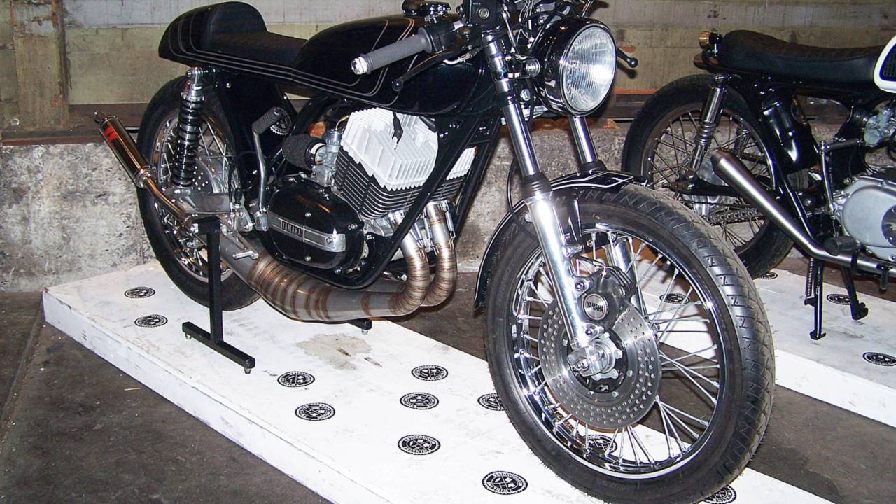 Twinline's '73 Yamaha RD350