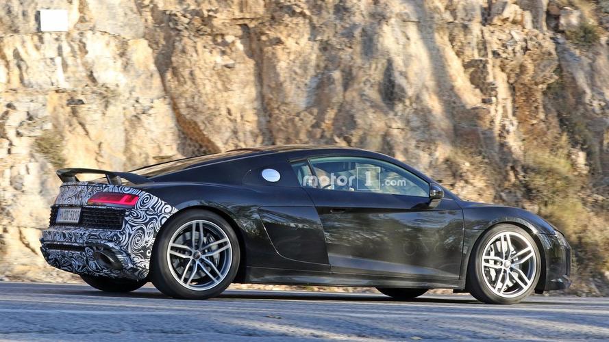 New Audi R8 version spy photo