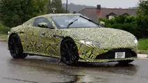 2018 Aston Martin Vantage casus fotoğraflar