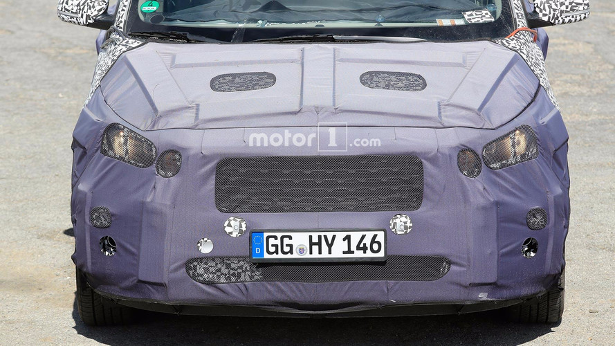 Kia Sedona Refresh Spy Shots
